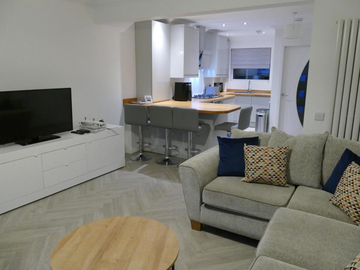 Вилла The Annexe Eaglesham Экстерьер фото